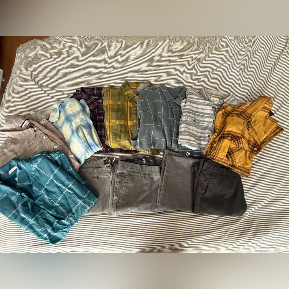 Lot of Men’s Surf Brand clothing, XL tops, 34” waist pants (Volcom, Hurley etc)